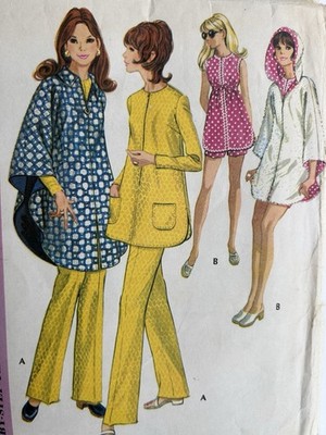 VTG 1971 McCall s 2768  MATERNITY MOD TUNIC  PONCHO Shorts SZ 14 Pattern UNCUT