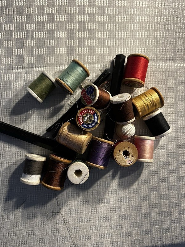 Small Thread Spool Lot
