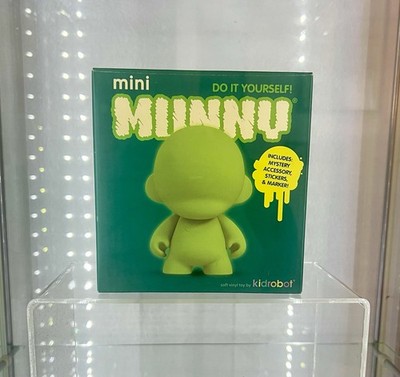 Kidrobot DIY Munny Glow-in-the-Dark Edition
