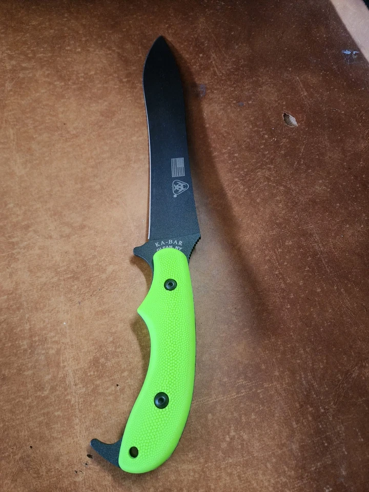 KABAR Zombie War Sword KA-5701 Bright Green & Black Scales - Image 4 of 4