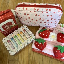 Strawberry Shortcake Makeup Lot Bag Lip Makeup Remover Cleansing Wipes Spa Hair