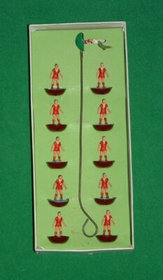 Subbuteo Liverpool FC Heavyweight HW Football Team Ref 41 Boxed