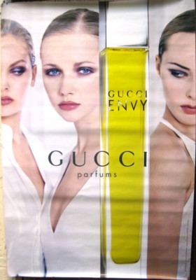GUCCI - Original Parfum Poster ''Envy'' 1997 Format Abribus 120x176cm