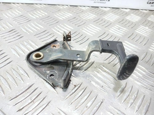Audi A6 S6 C4 4A 1994 Hebel Öffner Griff Motorhaube UST57531
