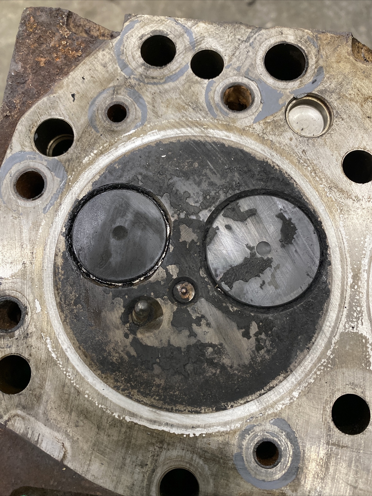 isuzu d201 thermo king engine cylinder head