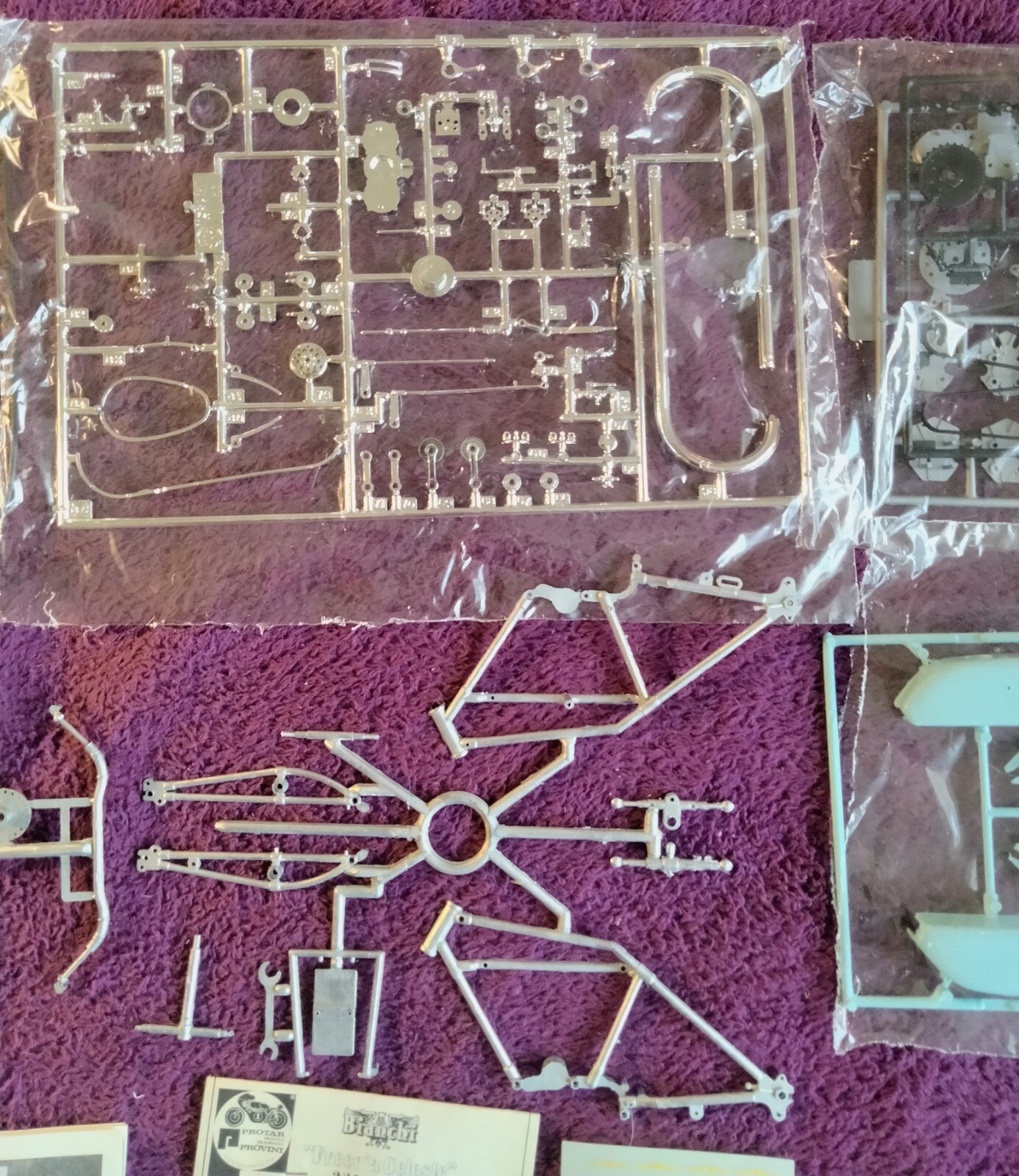 PROTAR 19 Bianchi "Freccia Celeste" 350 cc Motorcycle Model Kit 150