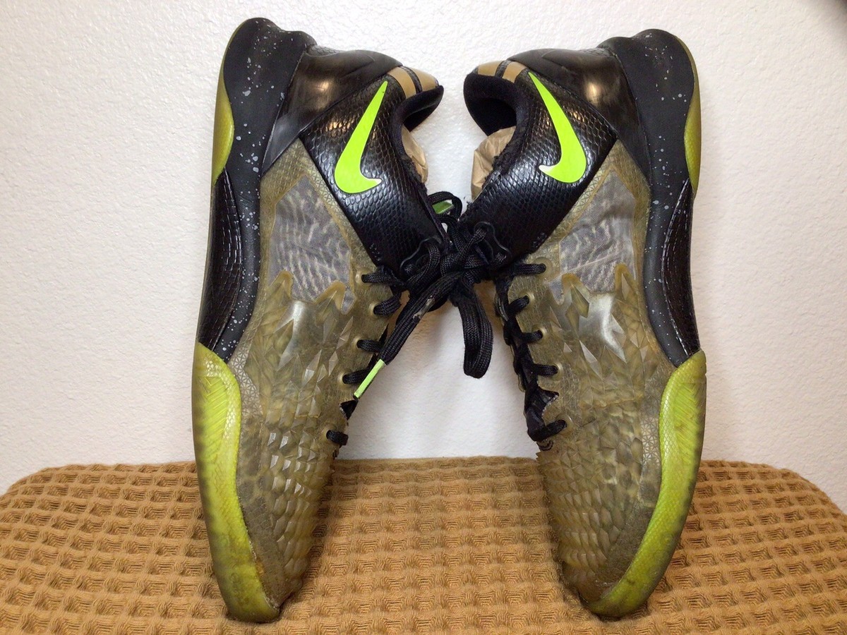Nike Kobe 8 'Christmas' Electric Green Snakeskin Sz 5.5 Nike Kobe 8 'Christmas' Electric Green Snakeskin Sz 5.5