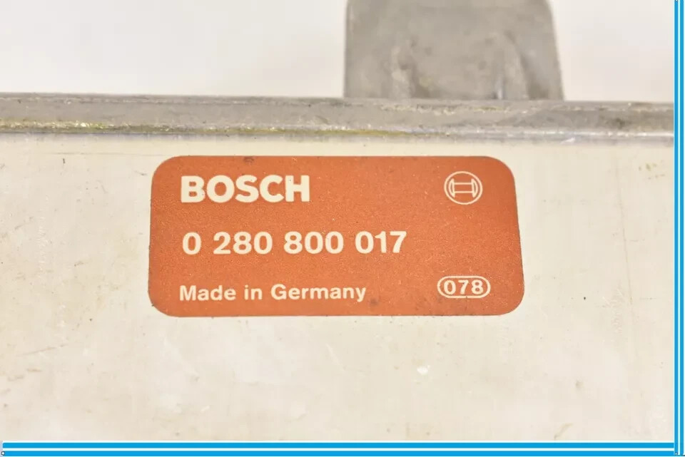 81-91 Rolls Royce Silver Spur Engine Jetronic Module Bosch 0280800017 OEM