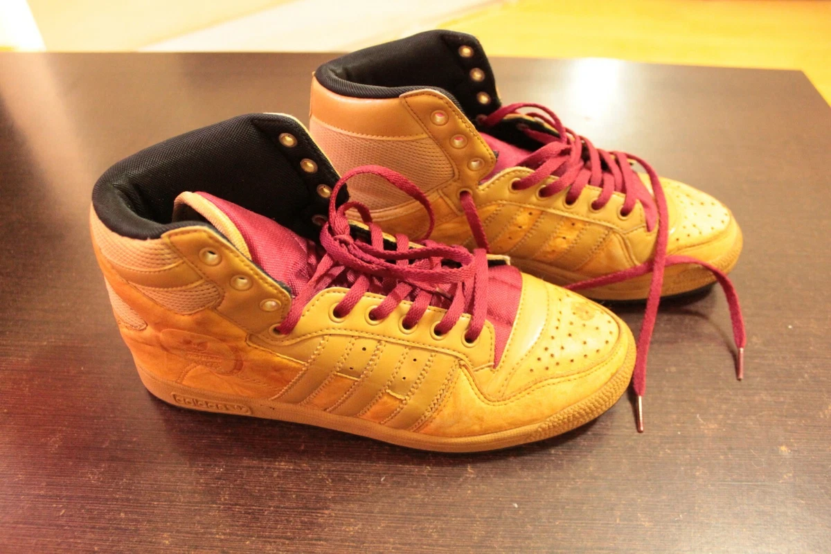 Adidas sneakers cheap hip hop