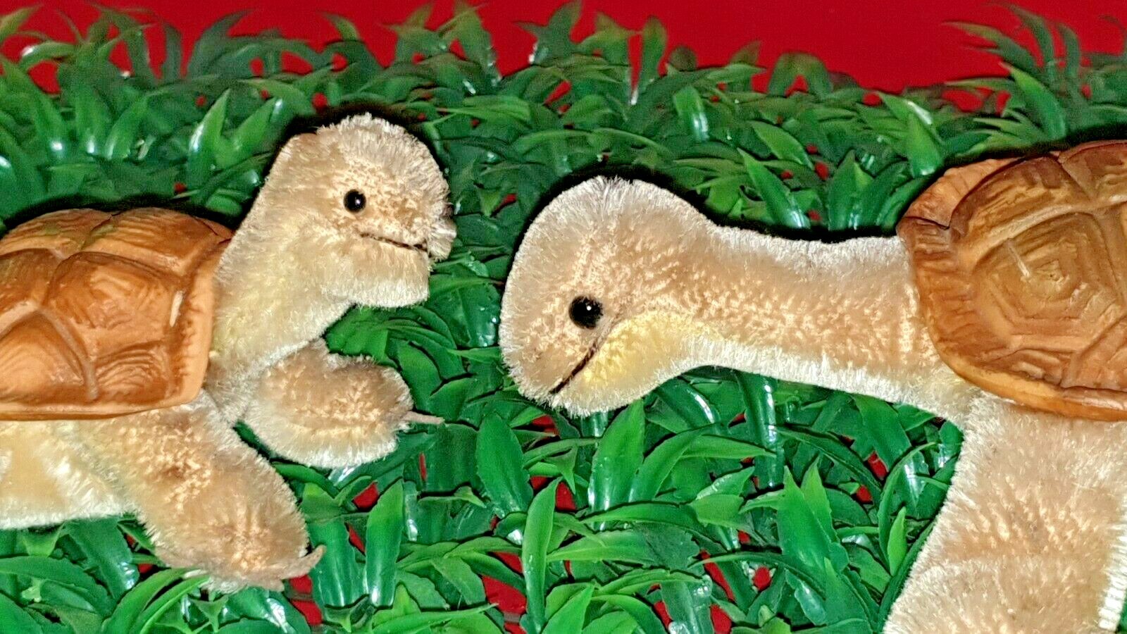 2 STEIFF Schildkröten, Knopf mit langem "f", Stroh, alt/antik