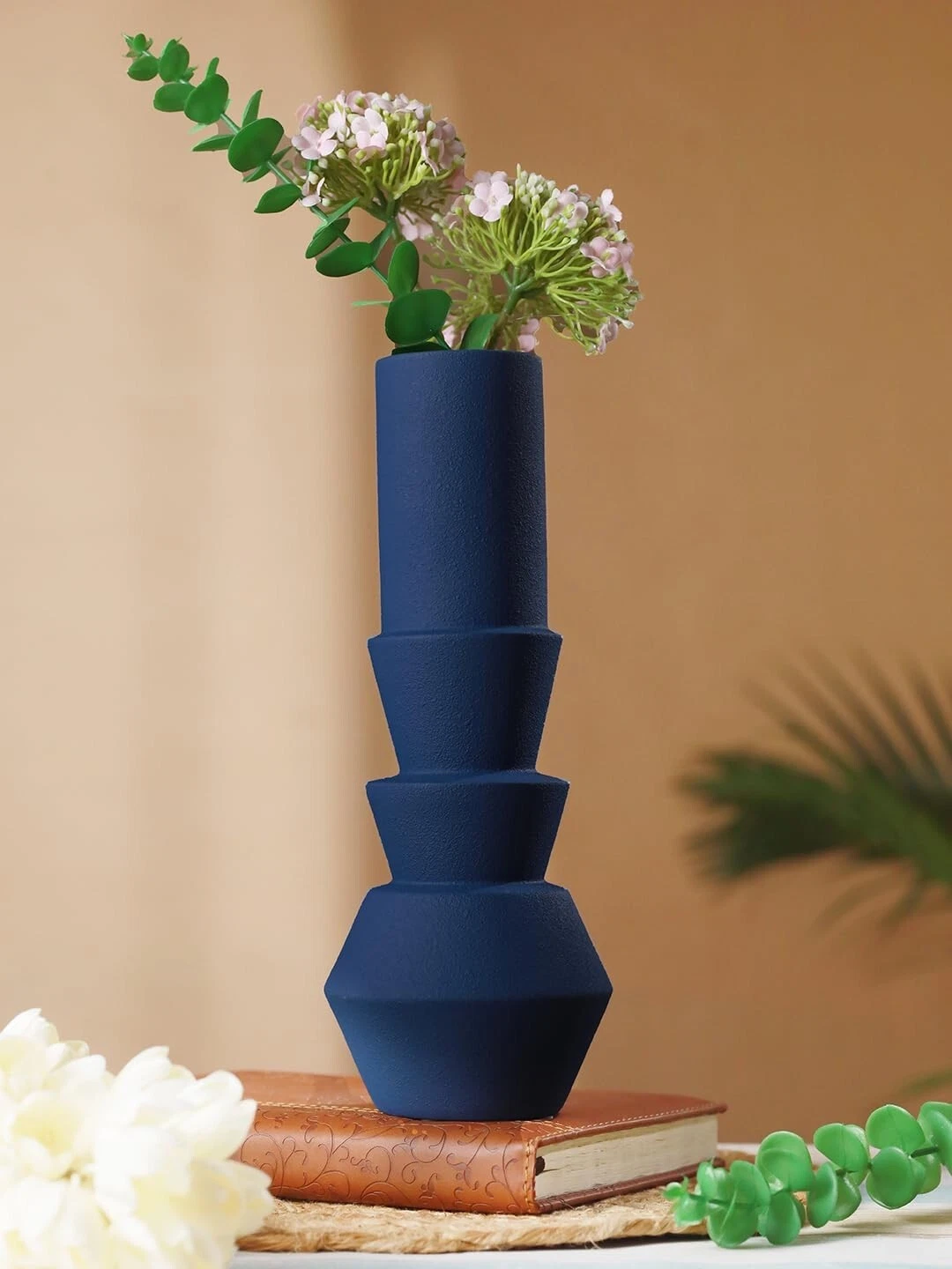 Decorative Ceramic Vase Pot for Home Decor Flowers Plants Living Room