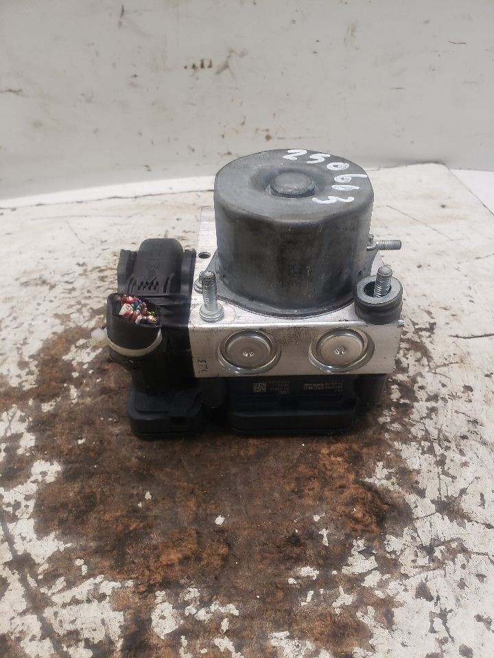 Anti-Lock Brake Modulator Assembly CVT Limited Fits 2014-2015 FORESTER OEM