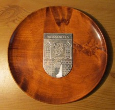 h&ouml;lzerner Wandteller mit Wei&szlig;enfelser Stadtwappen, Durchmesser 15 cm