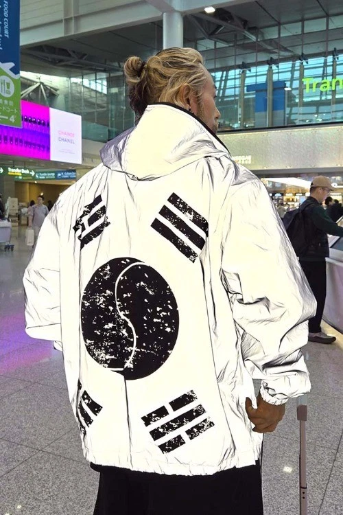 ByTheR Taegeukgi Reflect Jacket Iuminous Windbreaker Full Zip-up Coat