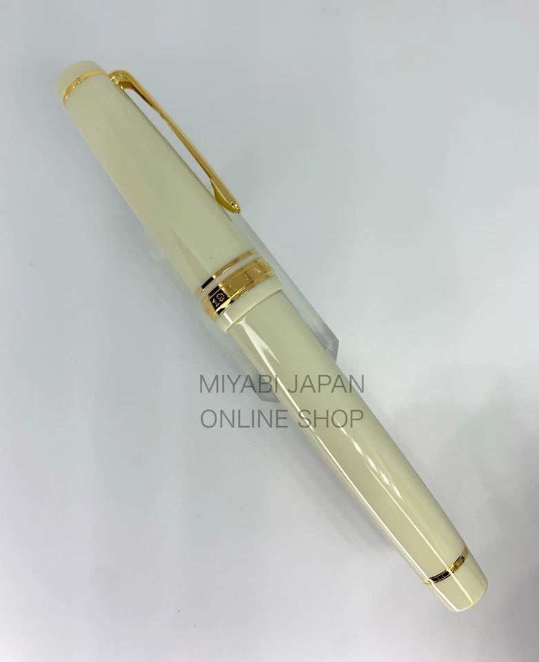 [Casi Como Nuevo] SAILOR Pro Gear 21 Oro Marfil Blanco 21K Mediano Plumín Wan... - Imagen 3 de 4