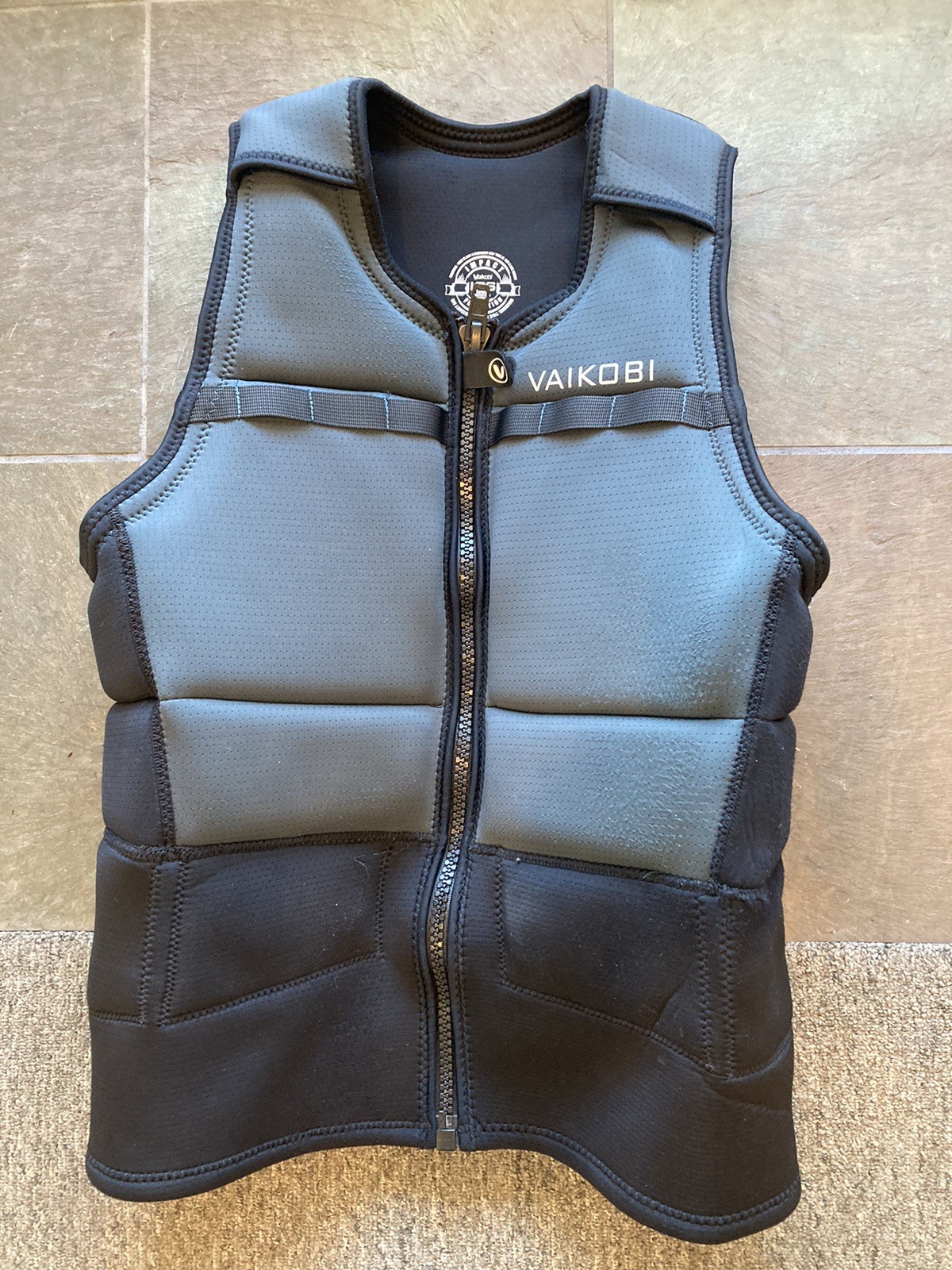 VAIKOBI Men's XL Wing Foil  Front Zip Impact Vest Foiling parawing