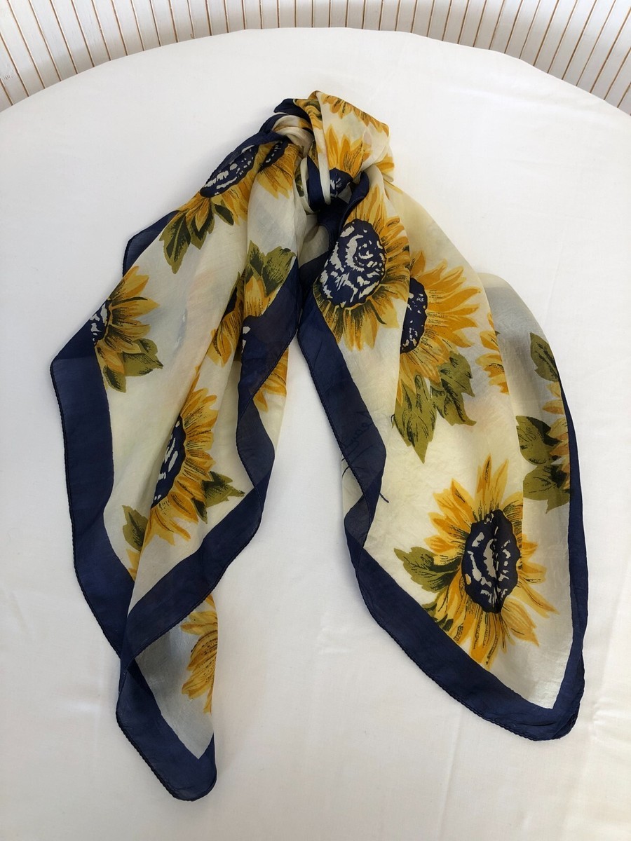 ECHARPE / FOULARD / CARRE DE SOIE / Boutique