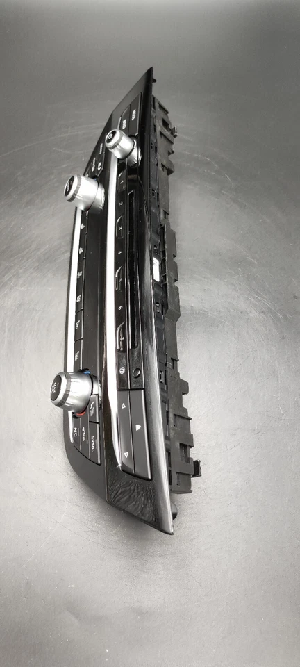 NEU + Original BMW X3 X4 G01 G02 Radio und Klimabedienteil AC Automatik 7951997 - Bild 4 von 4