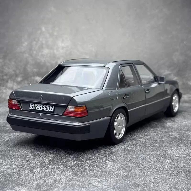 201-012 ノレブ 1/18 メルセデスベンツ 500 E 1990