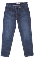 Women's Levi's Classic crop slightly tapered blue jeans size 6