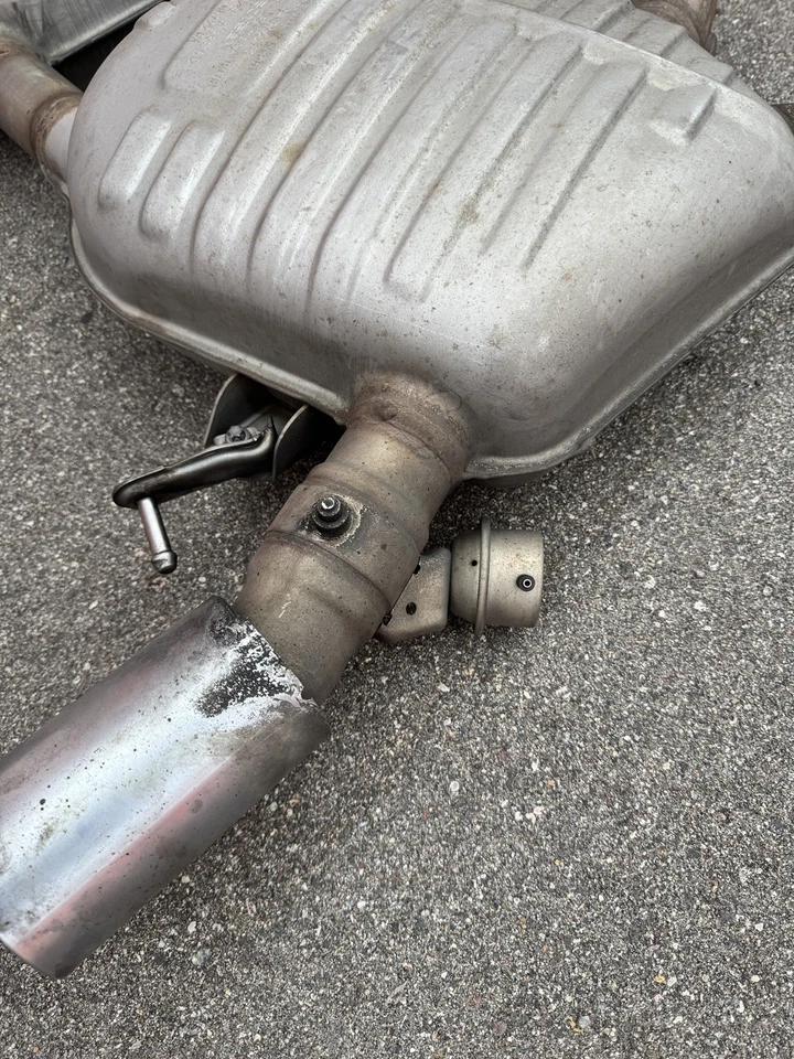 ✅ 07-10 OEM BMW E90 E92 E93 335i N54 Silenciador de escape Boysen con juego de puntas Foto 3 de 4