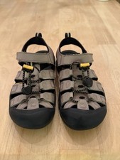 Keen Newport Sandals Kids Size 2 Waterproof Outdoor Sandals