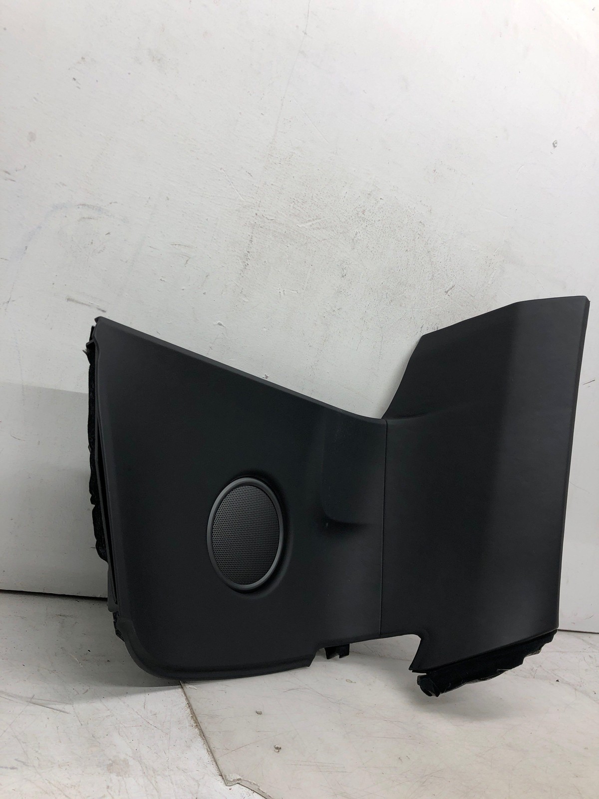 Aston Martin Vantage 2020-2023 Rear Right Quarter panel trim