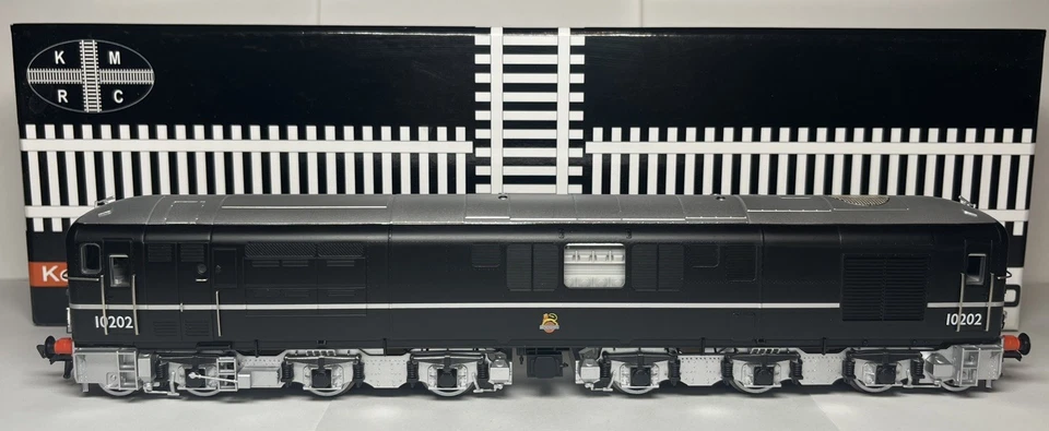 Kernow Models K2702 Bulleid Diesel 1-Co-Co-1 10202 BR Black with early emblem  - Image 2 of 4
