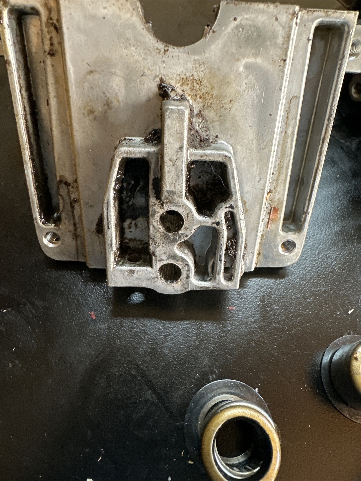 McCulloch chainsaw parts CS 38 EM Piston, Engine Heads eBay