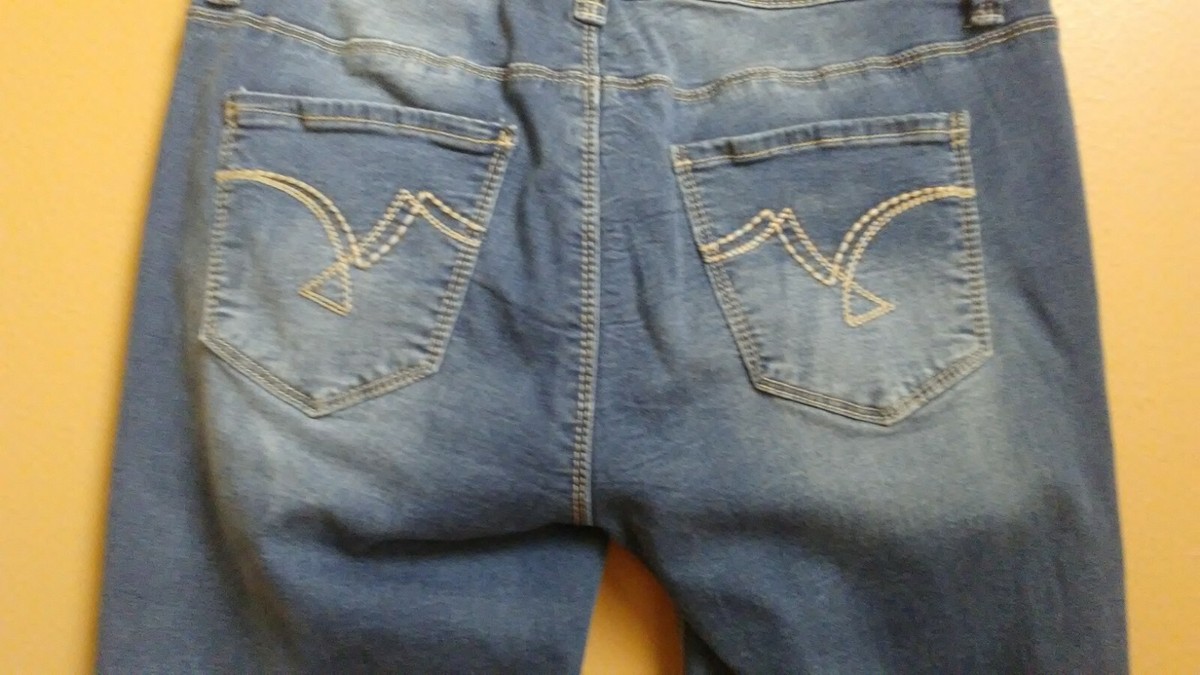 Jeans Ymi Taille 7 - Style Flare Destroyed Look - Occasion Très Bon état