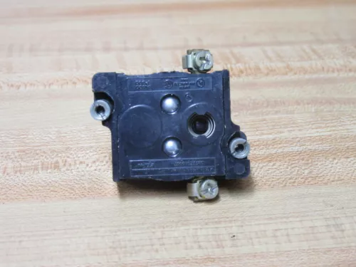 Cutler Hammer 10250T53E Contact Block