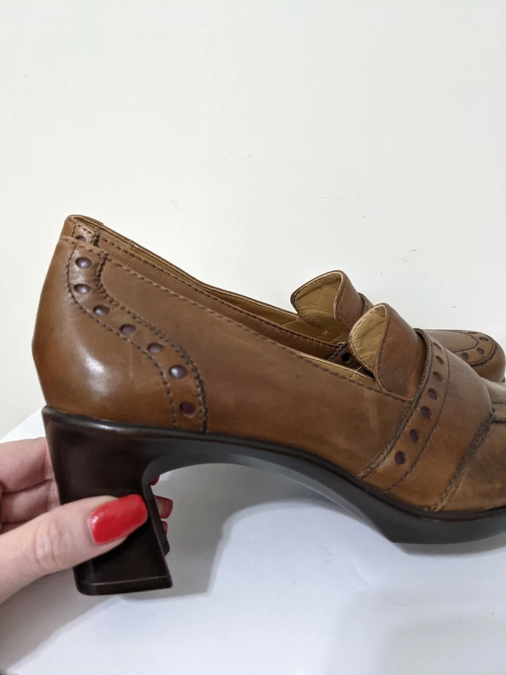 Earth женщин Lantana миндаля коричневый кожаный мокасины насосы каблуки туфли 10 B - Изображение 4 из 4