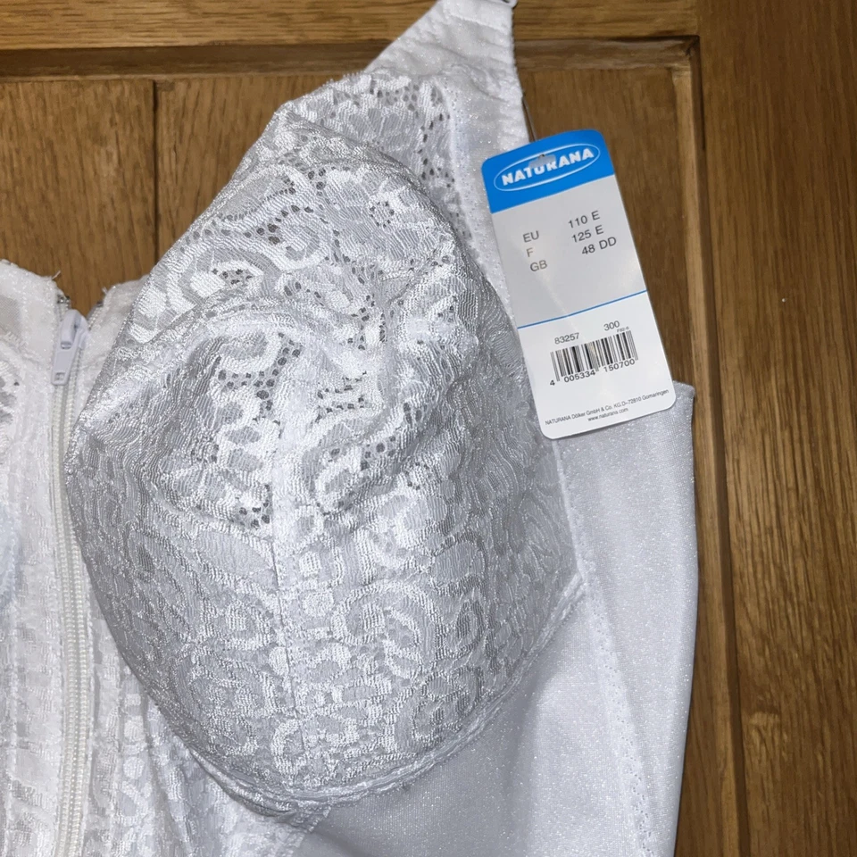 НОВЫЙ С ЯРЛЫКАМИ ФОРМИРОВАНИЯ ТЕЛА КОСТЮМ. РАЗМЕР 48DD ЦВЕТ БЕЛЫЙ, БЕЗ ПРОВОДОВ, ОТ NATURANA - Изображение 3 из 4