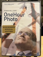 One Hour Photo DVD BRAND NEW   SEALED  