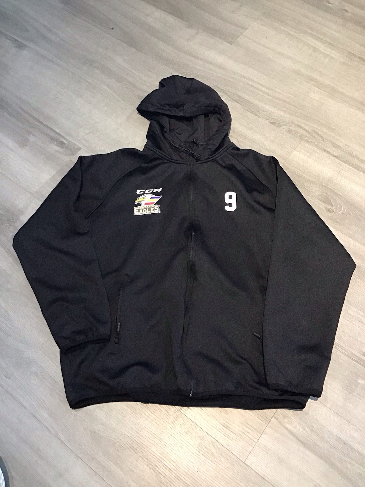 NWOT Black CCM Player Issued Colorado Eagles Men’s XL Jacket