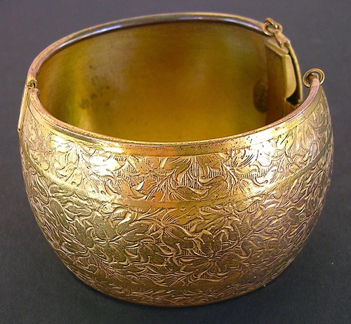 MIRIAM HASKELL Bangle Bracelet Signed 2" W Floral Etched Hinged - Picture 2 of 5