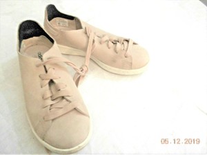 stan smith suede beige