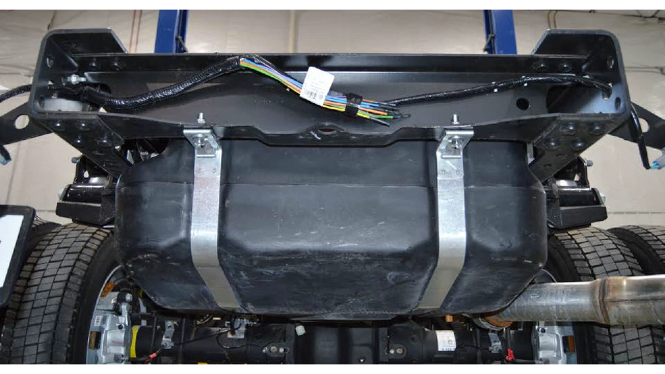 Titan 40 Gallon Add on Aft-Axle Fuel Tank For 17-19 Ford Super Duty Cab/Chassis Foto 2 de 4