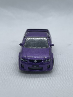 MATCHBOX 2010 HOLDEN UTE SSV METALLIC PURPLE   LOOSE