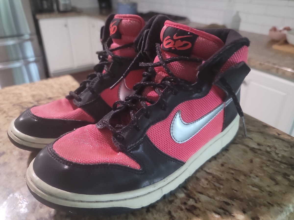 Nike Dunk Shoes Womens Size Pink Sparkle Black Trim Gray