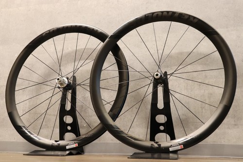 REYNOLDS Blacklabel Aero 46 DB Carbon Tubeless Wheelset Shimano 11/12S - Picture 3 of 10
