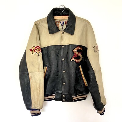 超美品　AVIREX VARSITY M ブラウン 超美品 AVIREX VARSITY M ブラウン AVIREX VARSITY AW'24