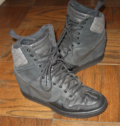 GRAY WEDGE 2-0 SNEAKER BOOT 684954-002 