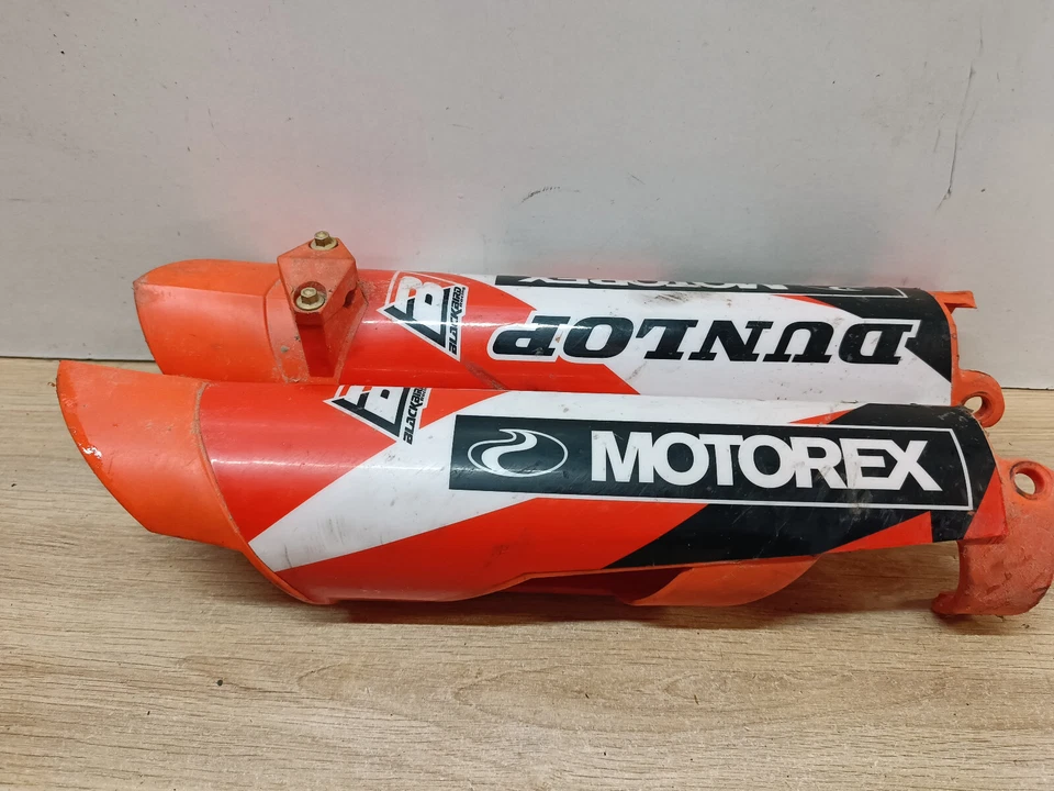 UNE PAIRE DE CACHE FOURCHE DROIT GAUCHE MOTO KTM 250 EXCF EXC-F 2009 4T - Photo 3/4