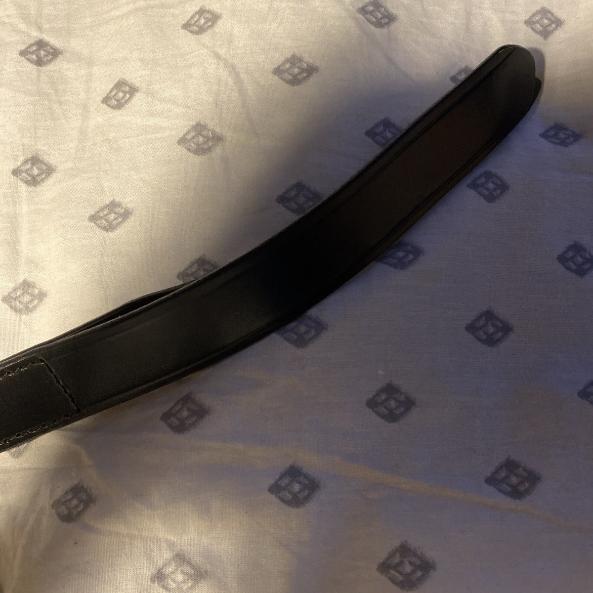Affinity Apparel Men's Black Leather Belt Hook & Loop Size 34 Cover Holes View 6