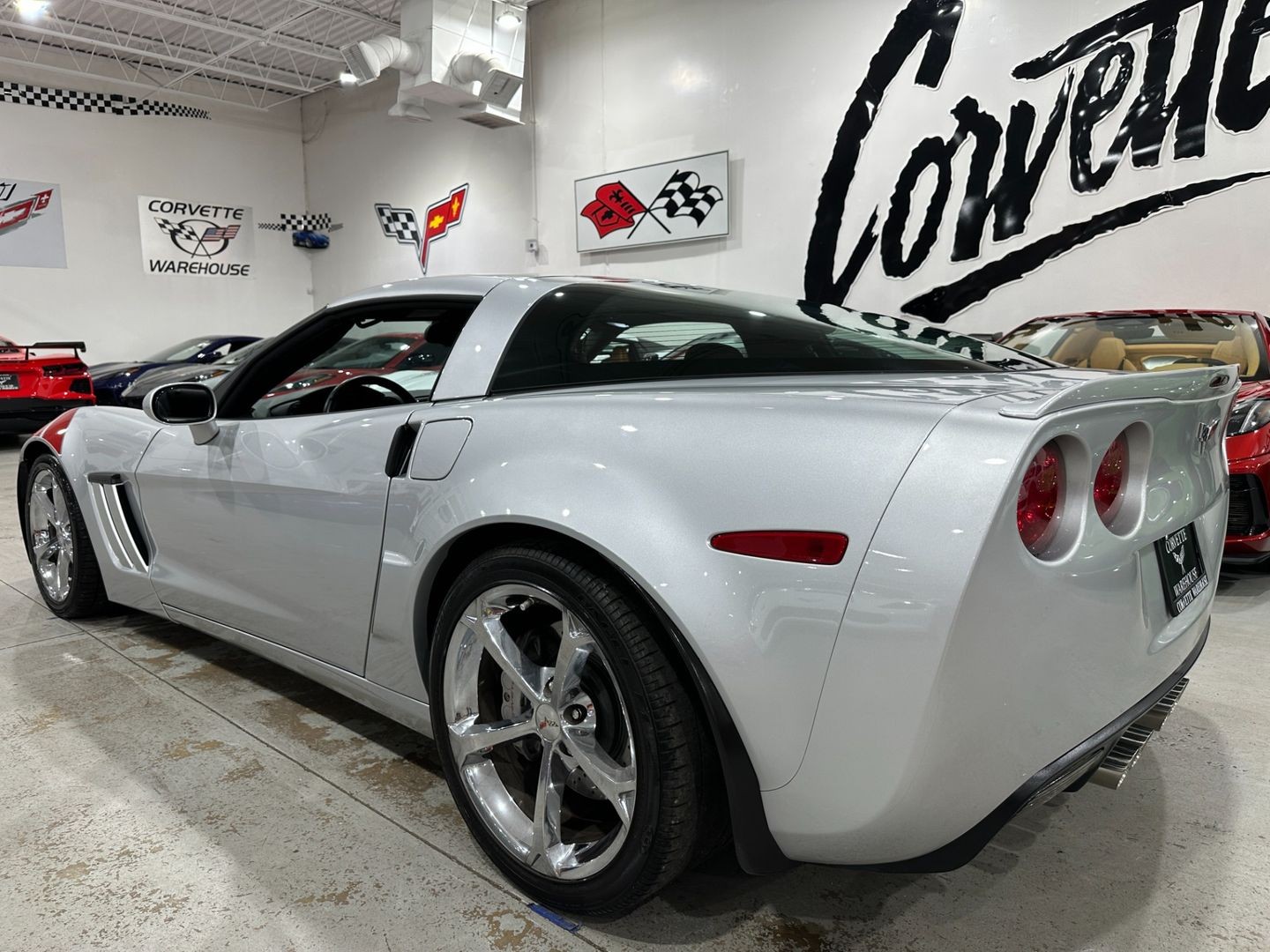 2012 [17U] Blade Silver Metallic Chevrolet Corvette   | C6 Corvette Photo 4