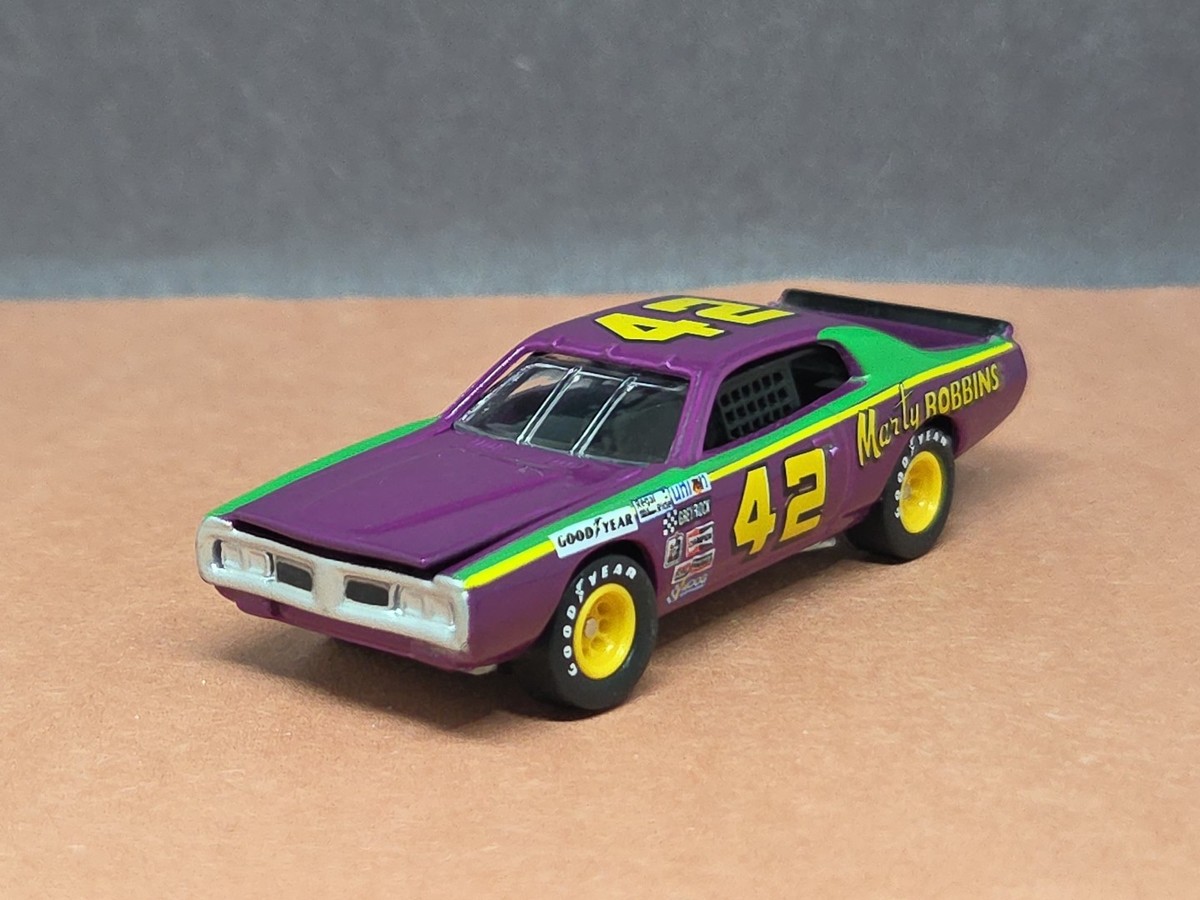 MARTY ROBBINS RACING #42 DODGE CHARGER 1/64 NASCAR STOCK CAR