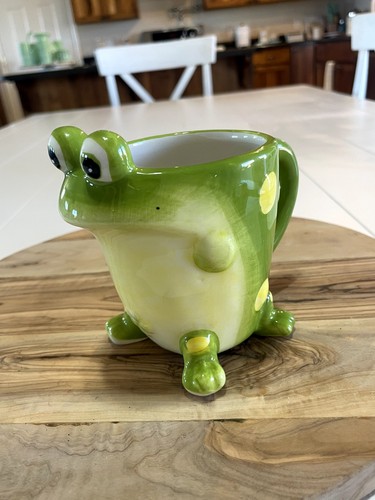 Ceramic Toby Toad Coffee Mug, 3D Toad/Frog Shape, Green, White & Yellow, EUC - Picture 2 of 8