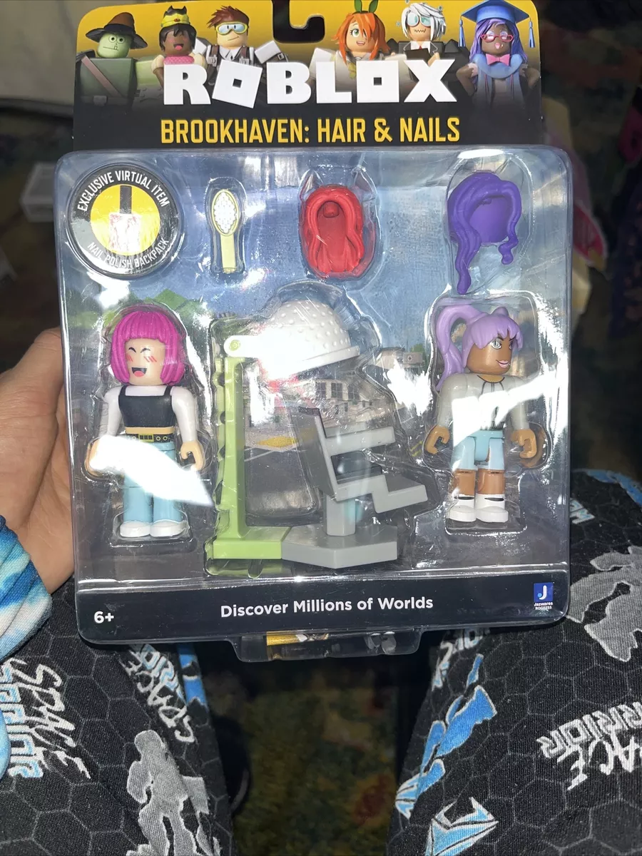 Roblox Celebrity Collection - Brookhaven: Hair & Nails Game-Pack [Includes  Exclusive Virtual Item]