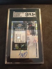 Luis Robert - SGC 9.5 10 Auto - 2020 Panini Contenders Optic #7 Cracked Ice /23
